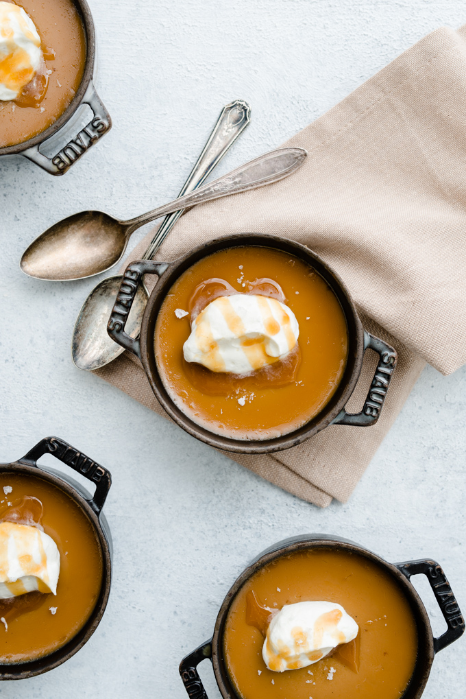 Butterscotch Pots De Creme - These are perfect for a crowd! Easy to make a large batch, and store in the fridge.